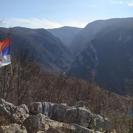 Vodenica Lug * Strmosten