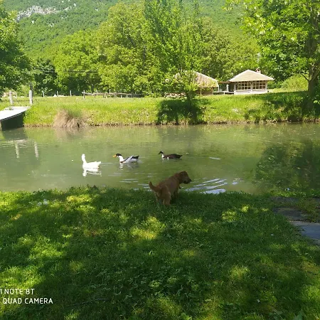 Farmház Vodenica Lug *