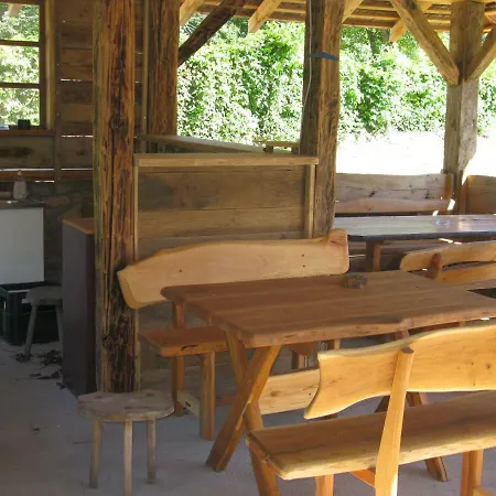 Farmház Vodenica Lug