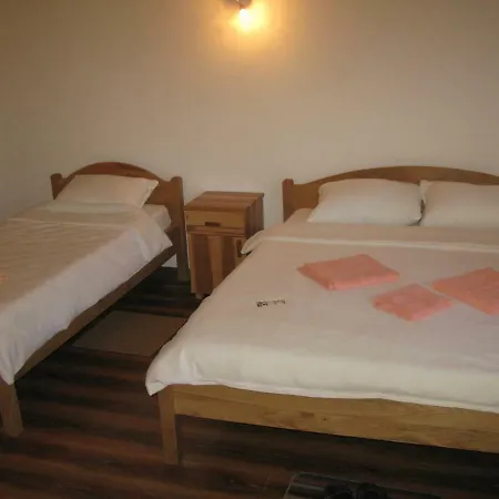 Vodenica Lug Farm stay Strmosten