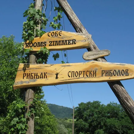 Vodenica Lug Farmház