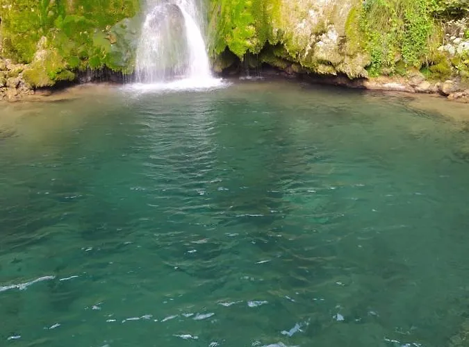 Vodenica Lug Smještaj na farmi