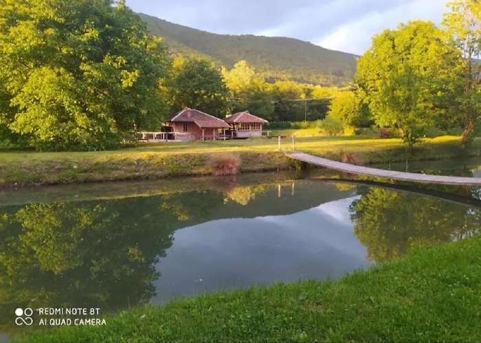 Vodenica Lug Smještaj na farmi