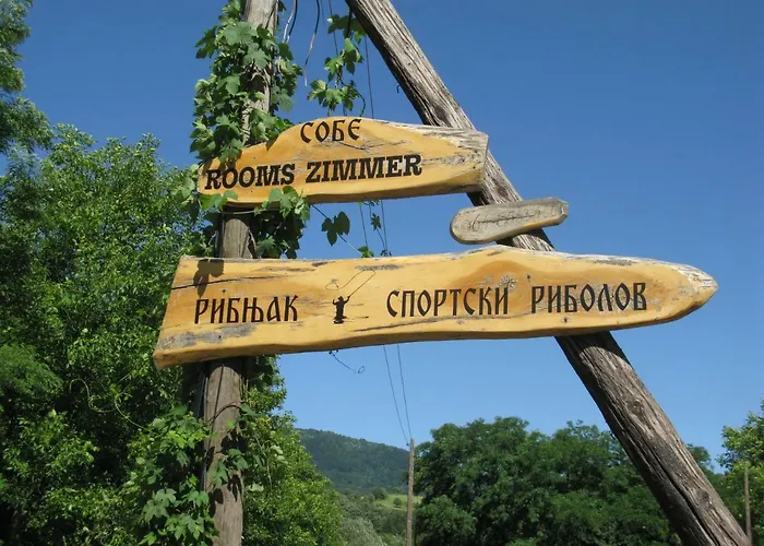 Vodenica Lug Smještaj na farmi